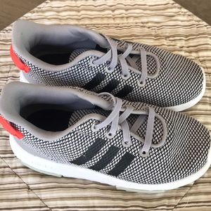 Adidas toddler runners